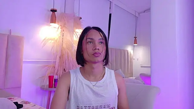 ZoeRuizz live cam preview
