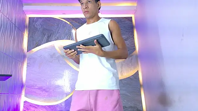 Boy_Rock_xx webcam
