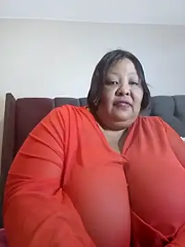 nancy111 live cam on StripChat