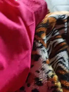 YOURBHABI143 webcam