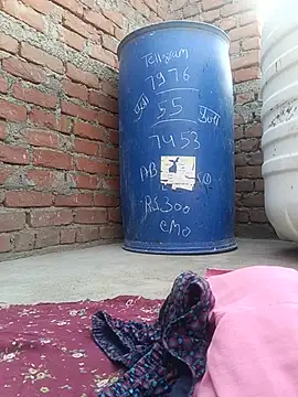 Cut_lady234 webcam