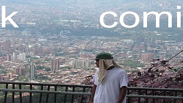 Larry-n-clouds live cam preview