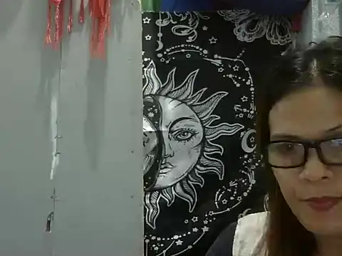 juicycum069 live cam preview