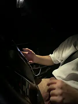 bignasthairy live cam preview