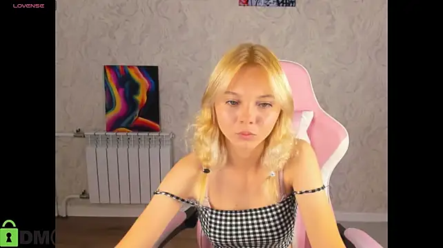 Clara_Schneider0 live cam preview
