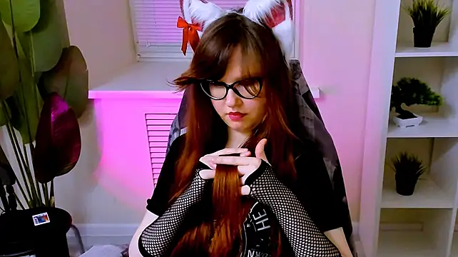 CarolGiggly live cam preview