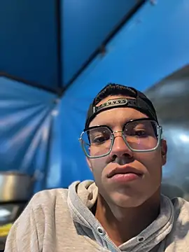 Andres_boy252 live cam preview