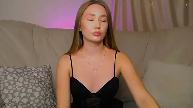 EllyColins