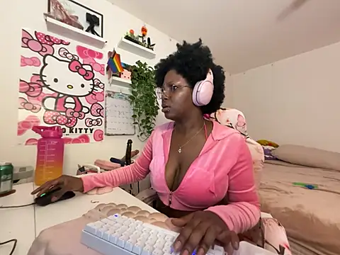 mochakaia live cam preview
