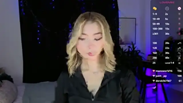 AmelieAxie live cam preview