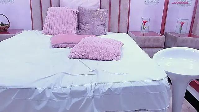 OliverMillerr live cam preview