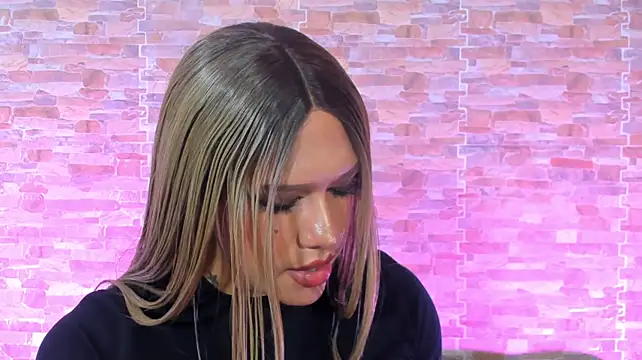Dreams_Chloe — FansOnlyX creator profile