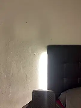 Sarita_Velez live cam preview