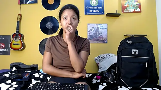 lilithevil32 live cam preview