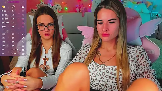 hotty_girls_here