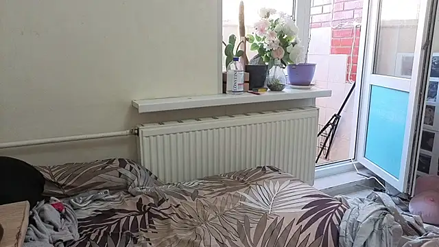 Charlotte_wow live cam preview