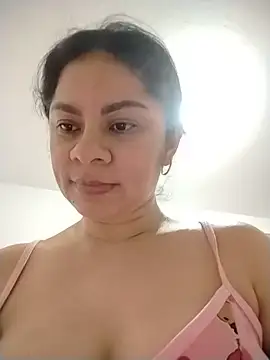 luna_pinky