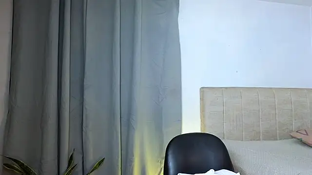 megangil_ live cam preview