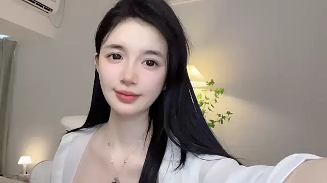 Annie-3 live cam preview
