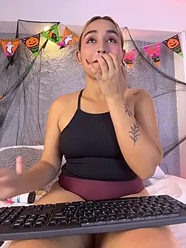 miavegax live cam preview