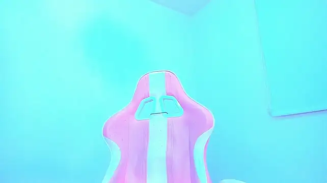 Ariana_f