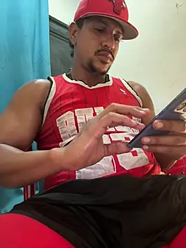 bigdick211292 webcam