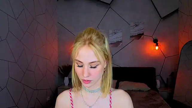Miya_Reed0 live cam preview