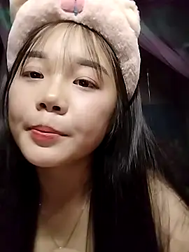 baa-bee22 (F teen) - Hij
