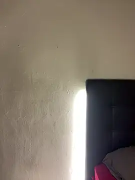Sarita_Velez live cam preview