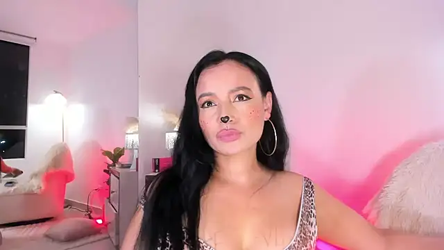 alexa_tobar live cam preview