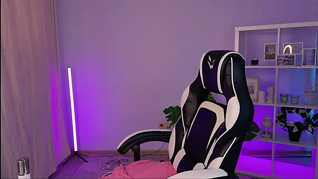 MelissaLovely_