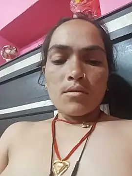 Hotravtapal477 live cam preview