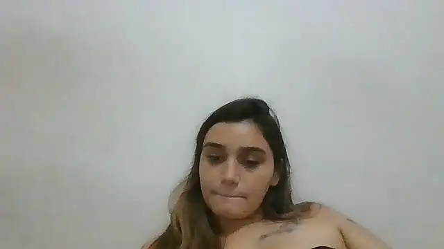 agathasweet99 live cam preview