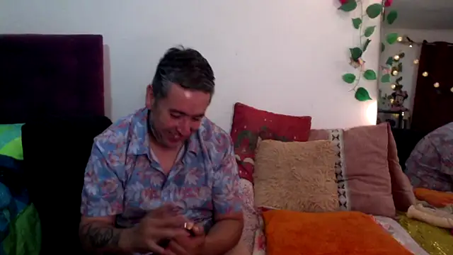 bestialatina live cam preview