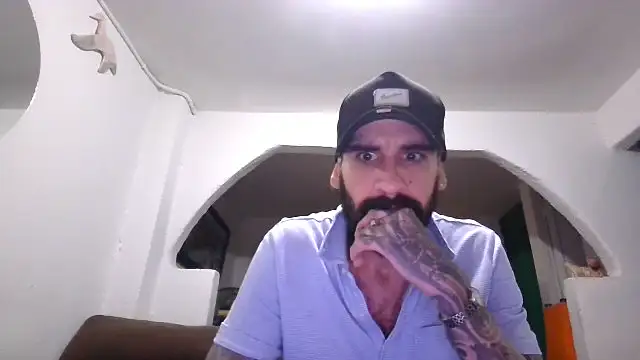 kaiser679_ live cam preview