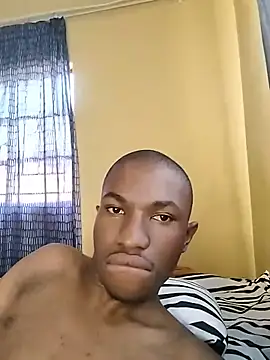 Breezyvikky on Stripchat