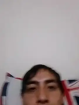 IamGoldenight live cam on StripChat