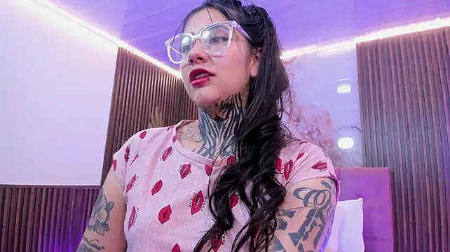 Kiara_tay