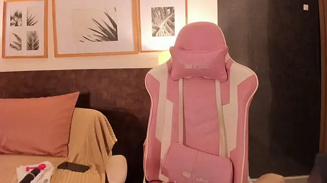 Selene_tea live toy cam preview