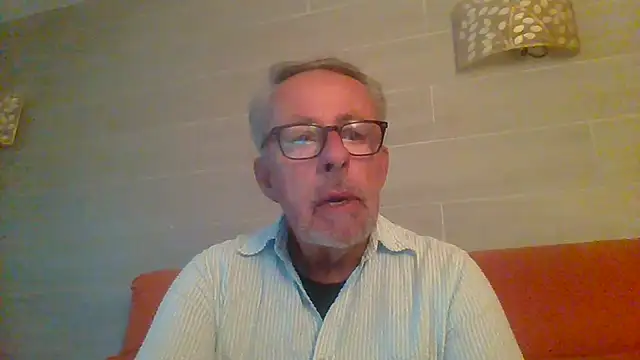 tuggy59 (M grandpa) - cumming with my vibrator