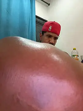 bigdick211292 (M young) - Fuck hard 🥵🍆🥛 give me my hot 🥵 milk