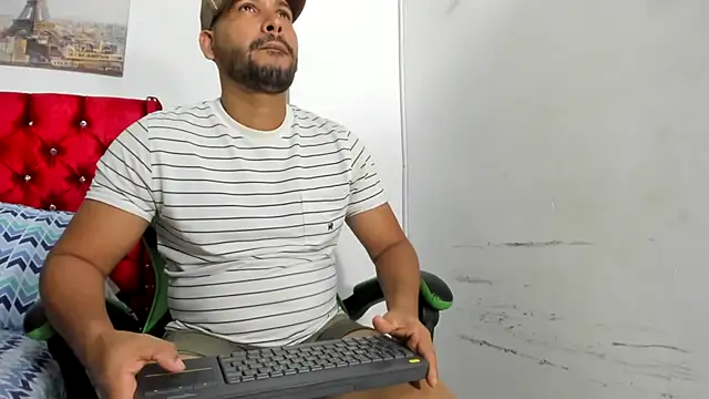 luis_23hot live cam preview