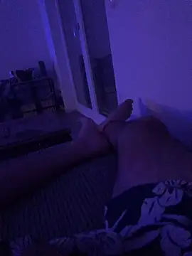 Charlie1233h live cam preview