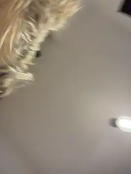 Mari_mc
