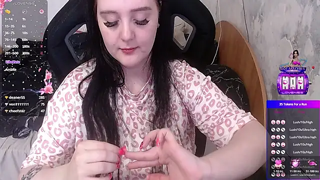 your_8a8y live cam preview
