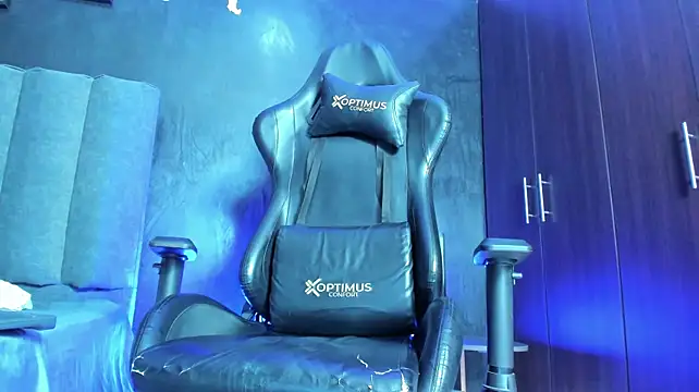 Enzo_Maserati live cam preview