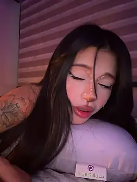 hanna_uwwu live cam preview