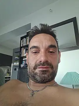 MEE101722 live cam preview