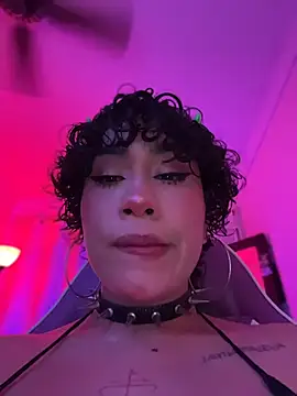ZahaRoseee live cam preview
