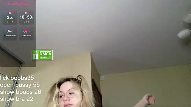elven_dreams_ live cam preview